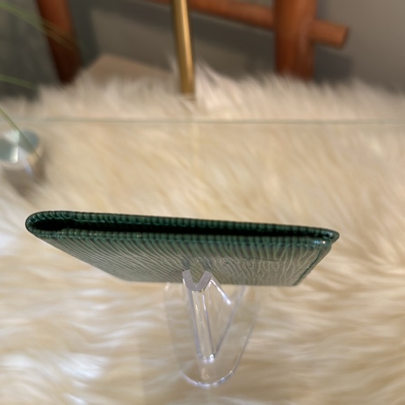 Authentic Louis Vuitton Green Epi Leather Card/ID Holder Wallet, EUC - Picture 8 of 14